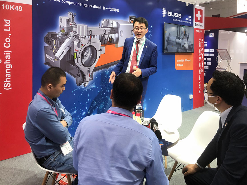 Visitors at Chinaplas 2021