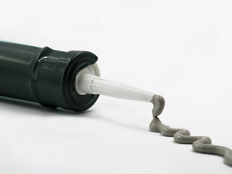 Silicon pistol for sealing purposes