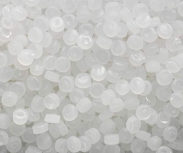 Colorless raw insulation mass chunks produced with peroxide crosslinkable cable compounding systems by BUSS.