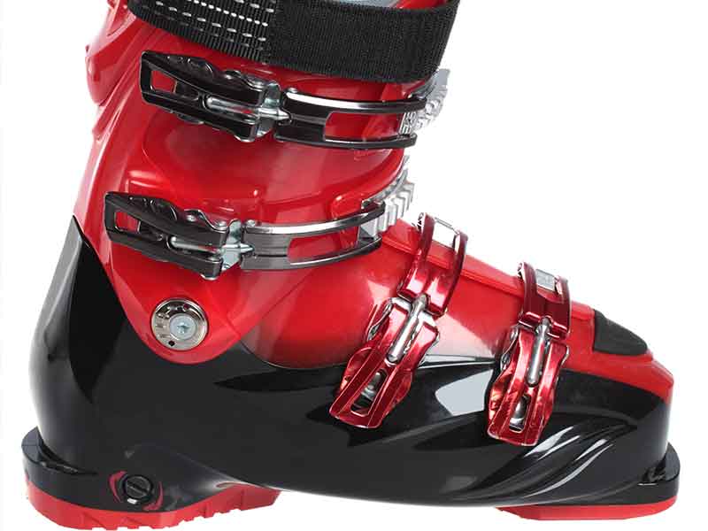 熱可塑性エラストマー(TPE)製のスキーブーツ