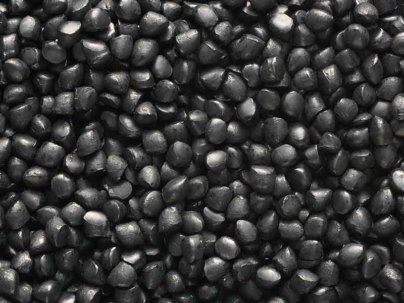 強化プラスチック・コンパウンドの黒色顆粒